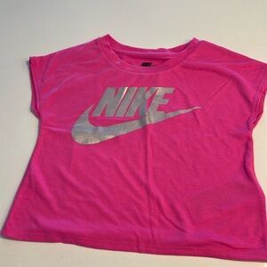 Nike tshirt size 5